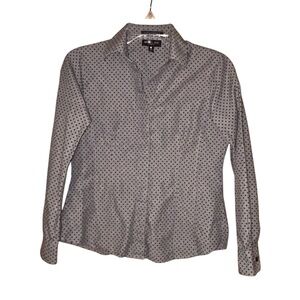 Foxcroft Wrinkle Free Gray Polka Dot Blouse Button-Up Shirt Fitted Size 4P‎